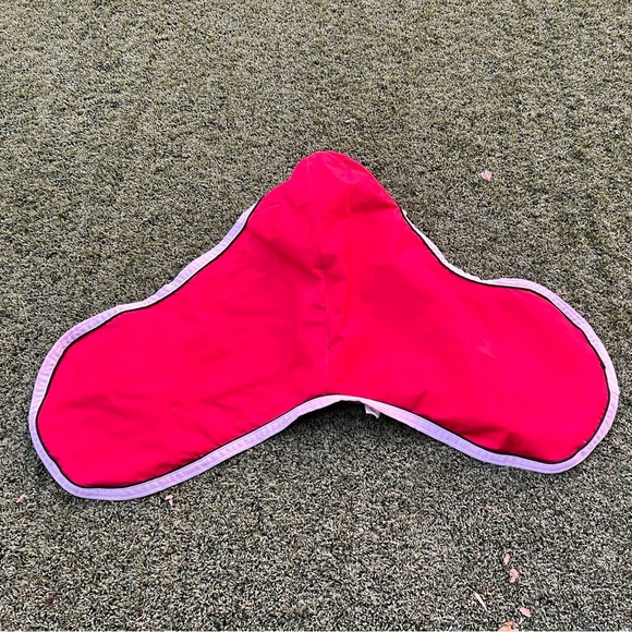 CUSTOM English Saddle Cover Fits All Purpose saddles Red with initials AR - Picture 2 of 4